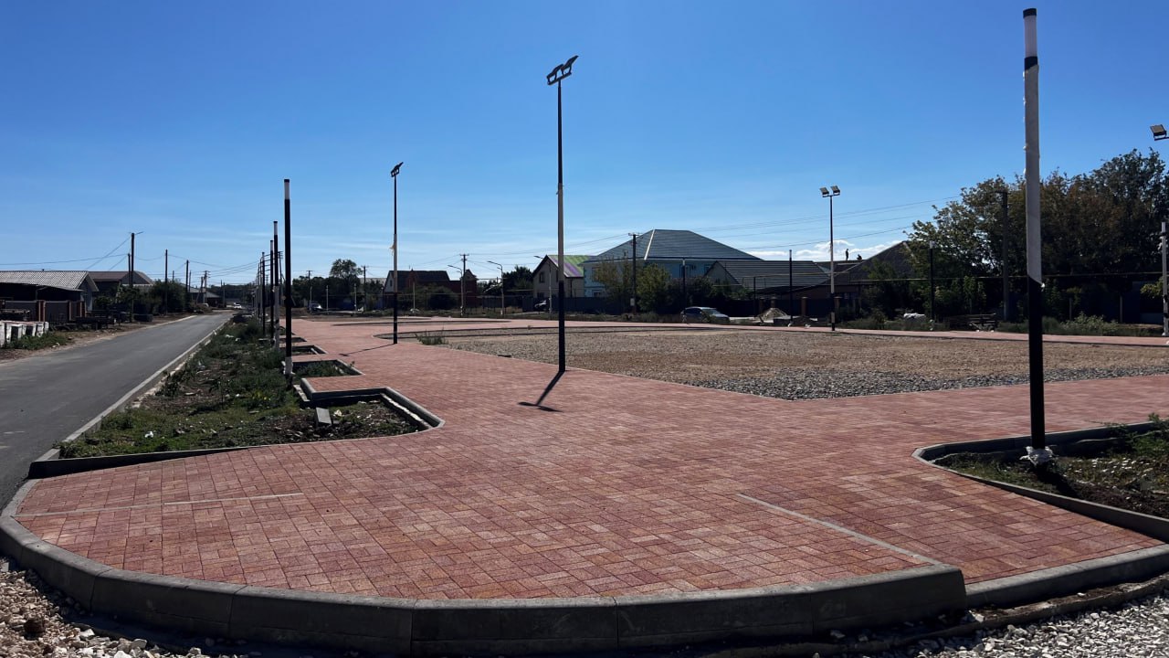 Профориентация и обновленные спортплощадки: ОТЭКО поддерживает социальную сферу Темрюкского района