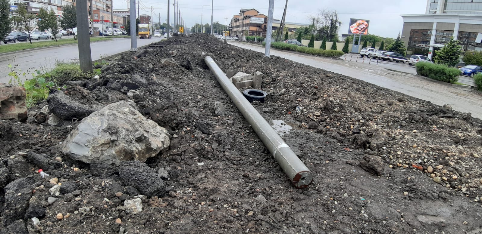 Ударная стройка новой трамвайной линии в Краснодаре идет неударными темпами ВИДЕО