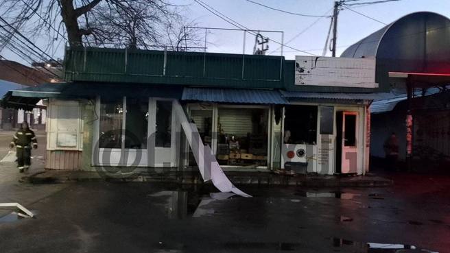 Пожар на Кооперативном рынке в Краснодаре
