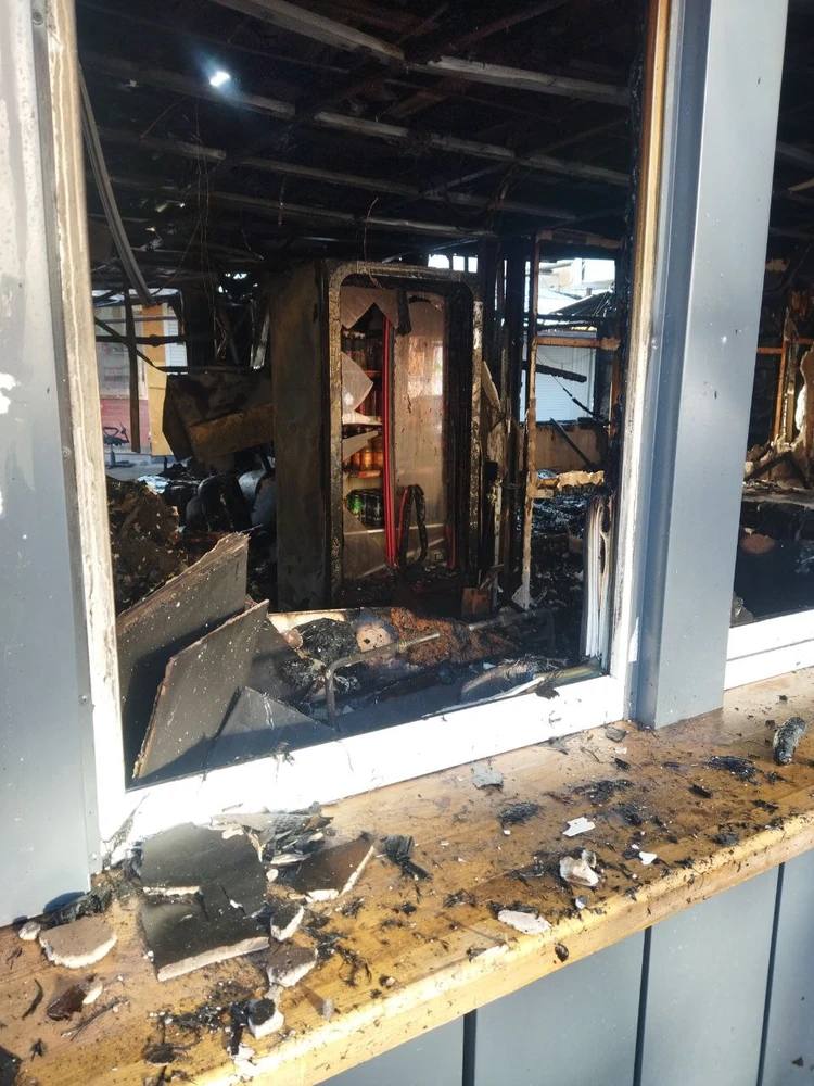 Пожар на Кооперативном рынке в Краснодаре