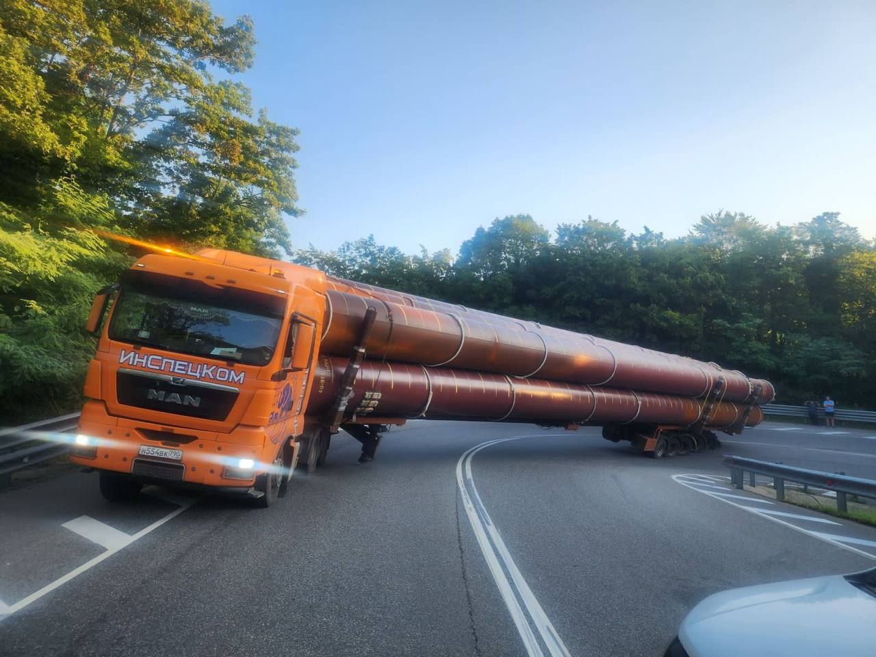 Заблокирована трасса Дон