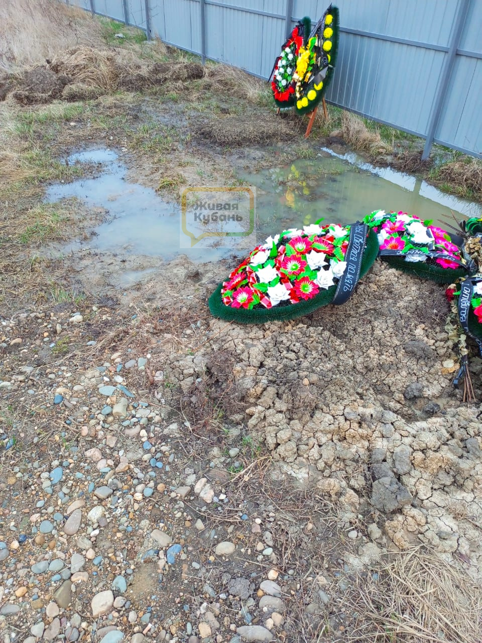 На Кубани жители грозятся вынести гроб с телом к администрации Северского района