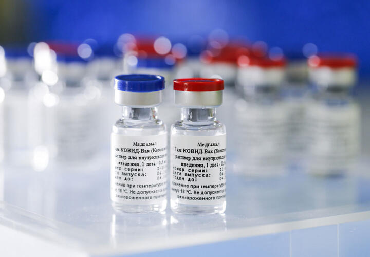 Список жизненно важных лекарств пополнили вакцины от коронавируса