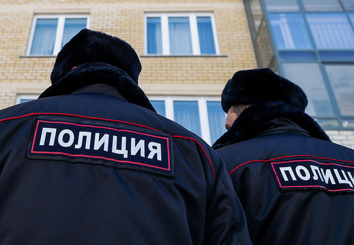 Двое приезжих ограбили краснодарцев почти на 600 тысяч рублей