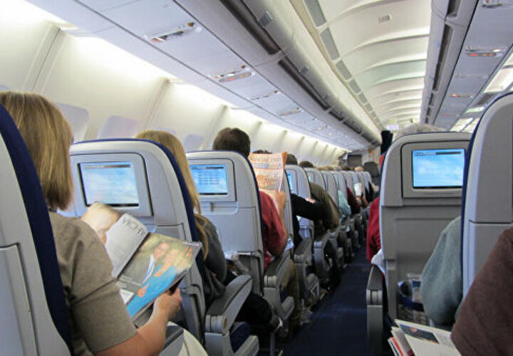 У пассажира рейса Москва-Краснодар прямо в самолете украли смартфон