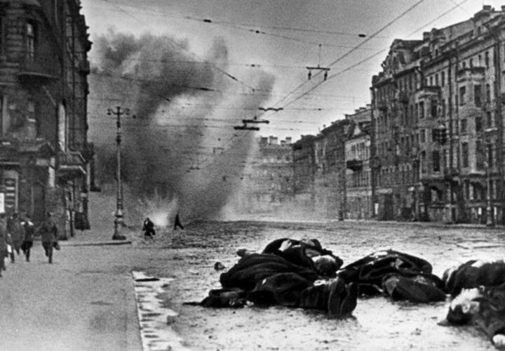 Боль и подвиг: сегодня – 77-я годовщина полного снятия блокады Ленинграда