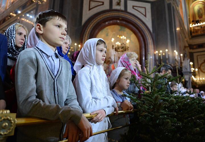 В России празднуют Рождество Христово