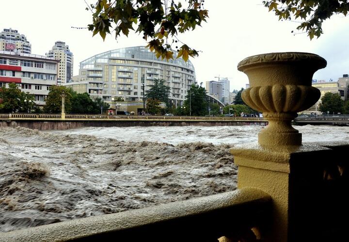 В Сочи ожидается подъем уровня рек до неблагоприятных отметок