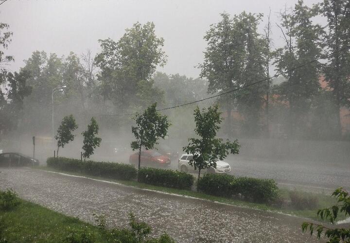 На Кубани из-за ожидаемых сильных дождей объявили экстренное предупреждение