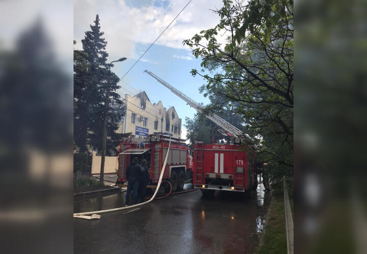 В Анапе из-за пожара в гостинице эвакуировали 15 человек ВИДЕО