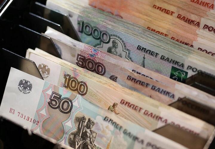В Сочи продавец украл из кассы 200 тысяч рублей