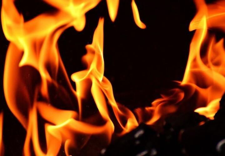 На Кубани дом многодетной матери попытались сжечь?  