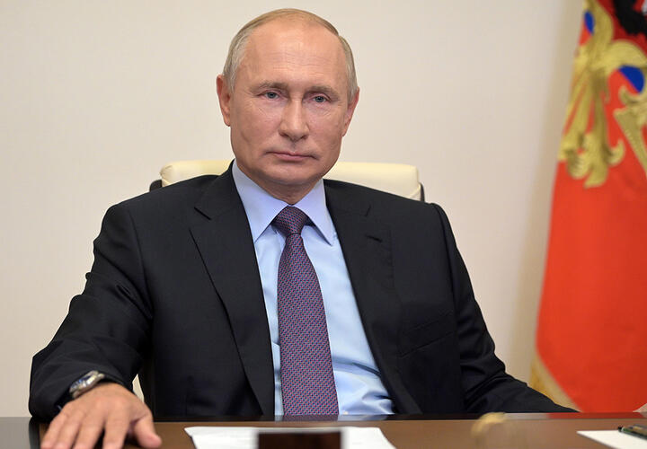 Путин за день заменил губернаторов в двух регионах