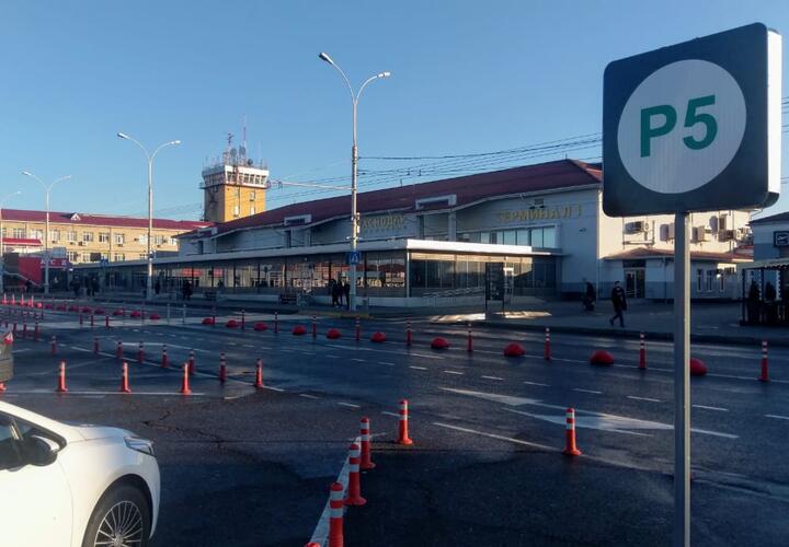 Аэропорт Краснодара провел тотальную модернизацию парковки