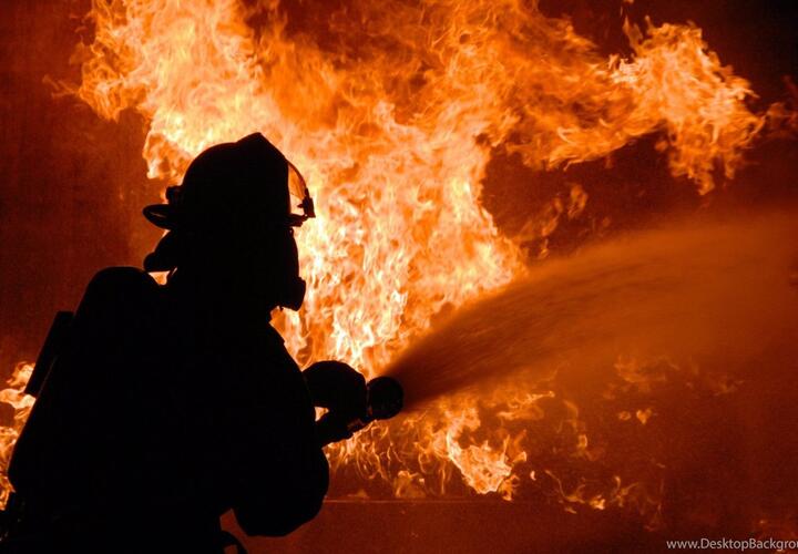 В Сочи при пожаре в пятиэтажке погибла женщина