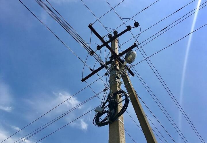 Жители двух районов Краснодара остались в субботу без электричества