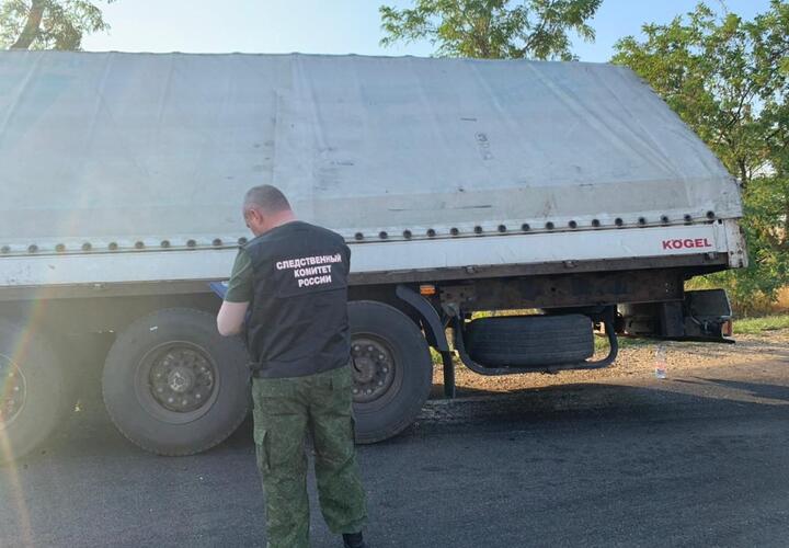 На Кубани по факту гибели пяти человек в ДТП завели уголовное дело ВИДЕО