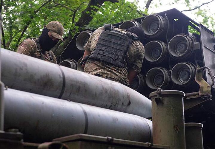 Под Харьковом укронацисты открыли огонь по мирным жителям, чтобы занять их дома