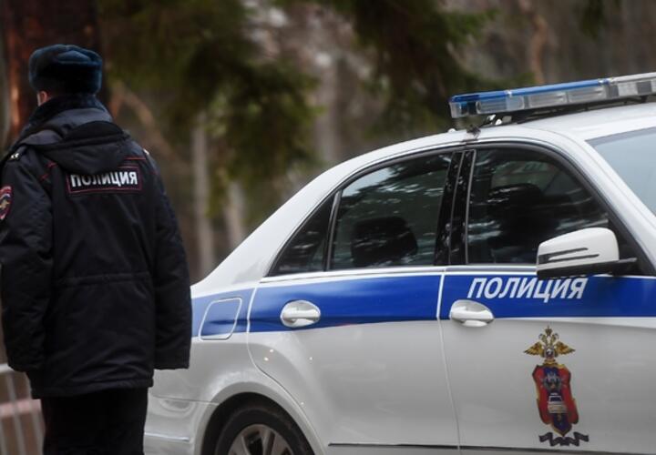 В Краснодаре полицейский на личном авто сбил двух пешеходов