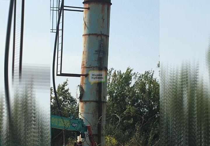 В Северском районе Кубани прохудилась водонапорная башня ВИДЕО