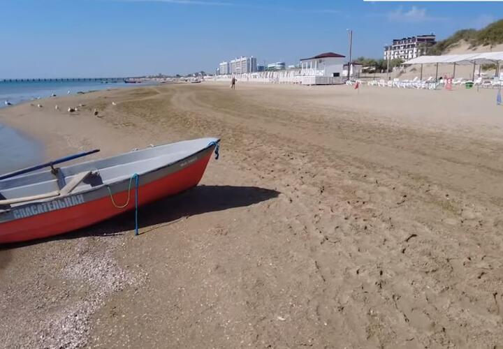 Черноморские пляжи Кубани опустели в бархатный сезон