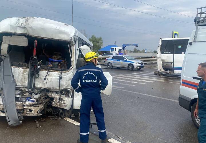 В Краснодаре возросло число пострадавших в ДТП с двумя автобусами 
