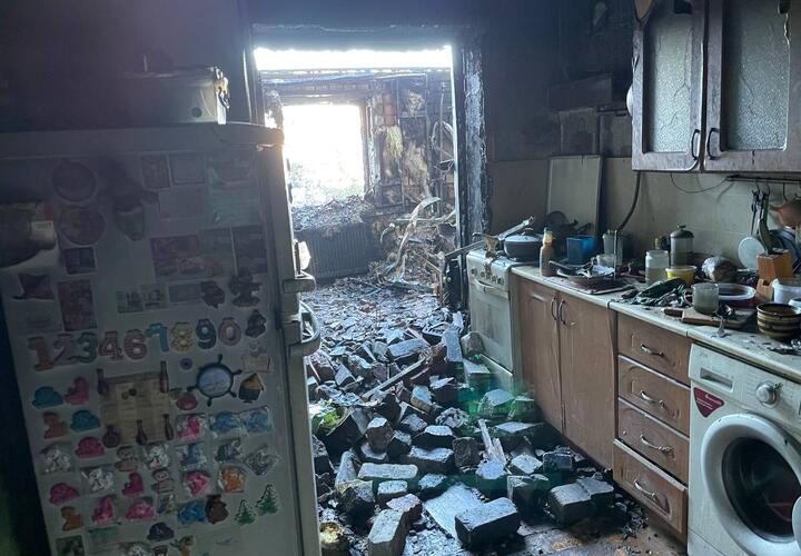 Появились кадры разрушенных квартир пострадавшего дома в Ейске