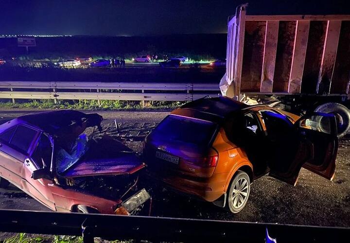 В массовой аварии на трассе «Краснодар-Верхнебаканский» погибли два водителя 