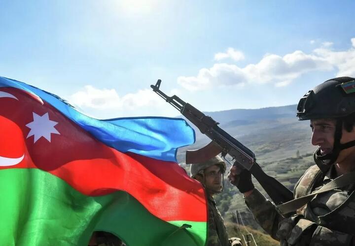 Слышны взрывы: Азербайджан начал антитеррористические мероприятия в Карабахе