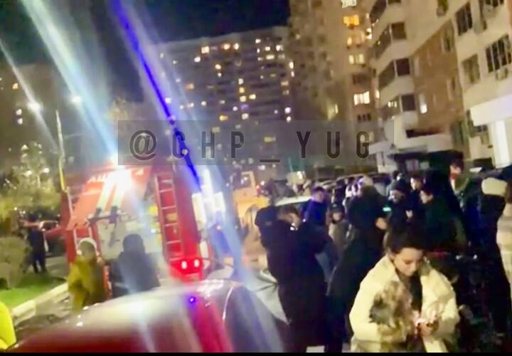В Краснодаре электросамокат взорвался в квартире на 15 этаже высотного дома