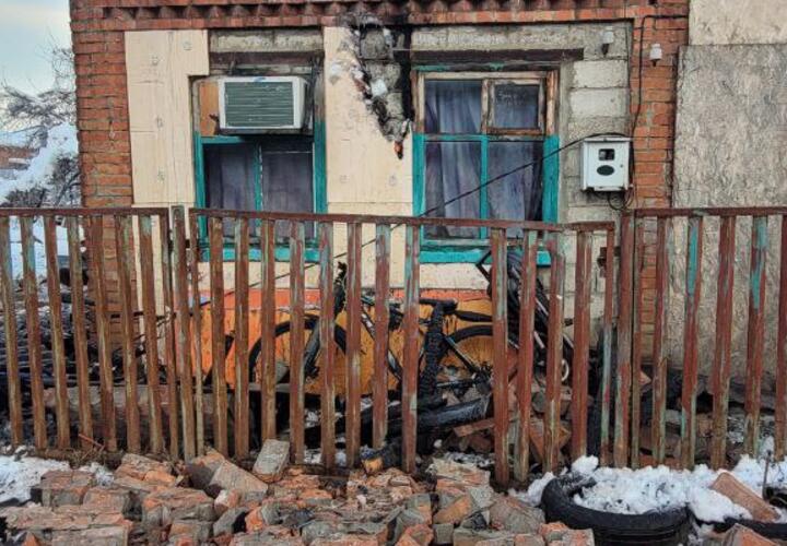 Семья с 11-ю детьми остались без крова из-за страшного пожара под Краснодаром 