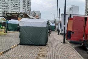 Краснодарские тротуары заполонили ярмарочные палатки