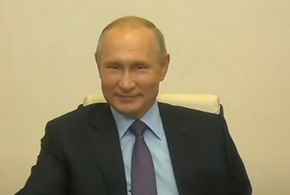 Президент России снял с госслужащих возрастные ограничения по службе 