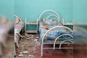 В кубанской больнице на ребенка обрушился потолок