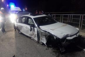 В Сочи в серьезном ДТП погиб пассажир BMW