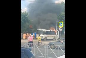 В Краснодаре вспыхнул пассажирский автобус ВИДЕО