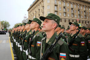 Силовики и военнослужащие получат по 15 тысяч рублей в сентябре