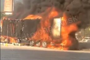В Новороссийске вспыхнул грузовик «Магнита» ВИДЕО