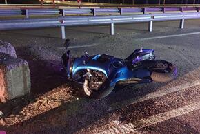 В Адыгее мотоциклист протаранил бетонное ограждение