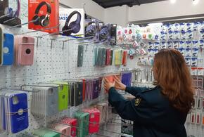 В Краснодаре магазин аксессуаров для iPhone торговал подделками