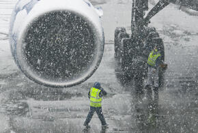 Аэропорт Сочи работает в штатном режиме после снегопада