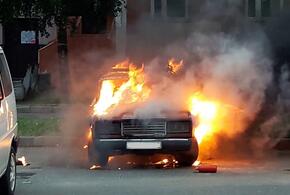В Анапе у мужчины после ссоры с соседом сгорел автомобиль ВИДЕО