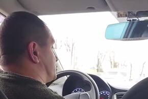 В Краснодаре таксист-антимасочник высадил пассажирку с пожилой мамой