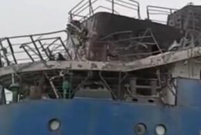 Силовики показали судно, попавшее под обстрел в Краснодарском крае ВИДЕО