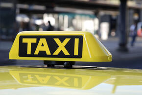 Отмена пошлины и определенного цвета кузова: кубанские таксисты обратились к губернатору