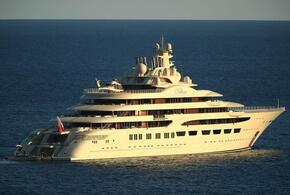 В Германии конфисковали яхту российского миллиардера Усманова
