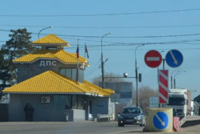В Краснодарский край пытались провезти 6,5 тонн контрафактного алкоголя 