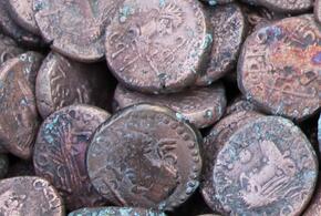 На Тамани археологи обнаружили монеты IV века