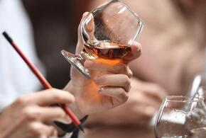 В России разрешат продажу алкоголя на летних верандах ресторанов