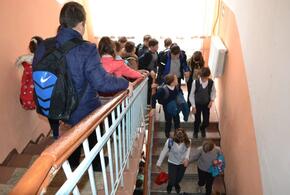 В Керчи идет эвакуация в детсадах, школах, колледжах и судах